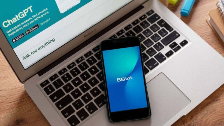 BBVA otorga acceso a ChatGPT a casi todos sus empleados en un acuerdo con OpenAI