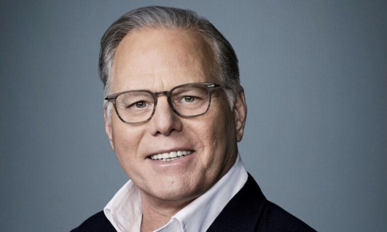 David Zaslav: el ejecutivo que podría ganar casi un millardo de dólares mientras redefine Hollywood