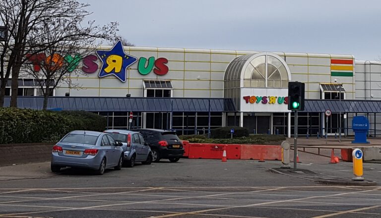 Toys “R” Us: el gigante del juguete que no resistió la era digital